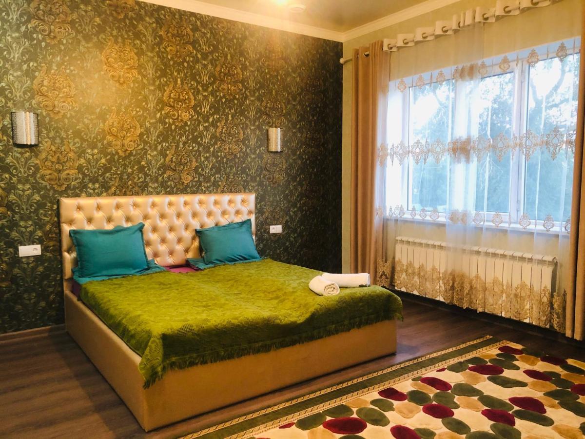 Sweet Home Hostel Бішкек Екстер'єр фото