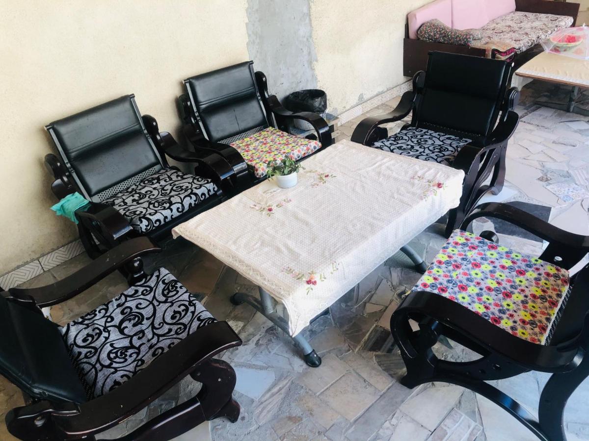 Sweet Home Hostel Бішкек Екстер'єр фото