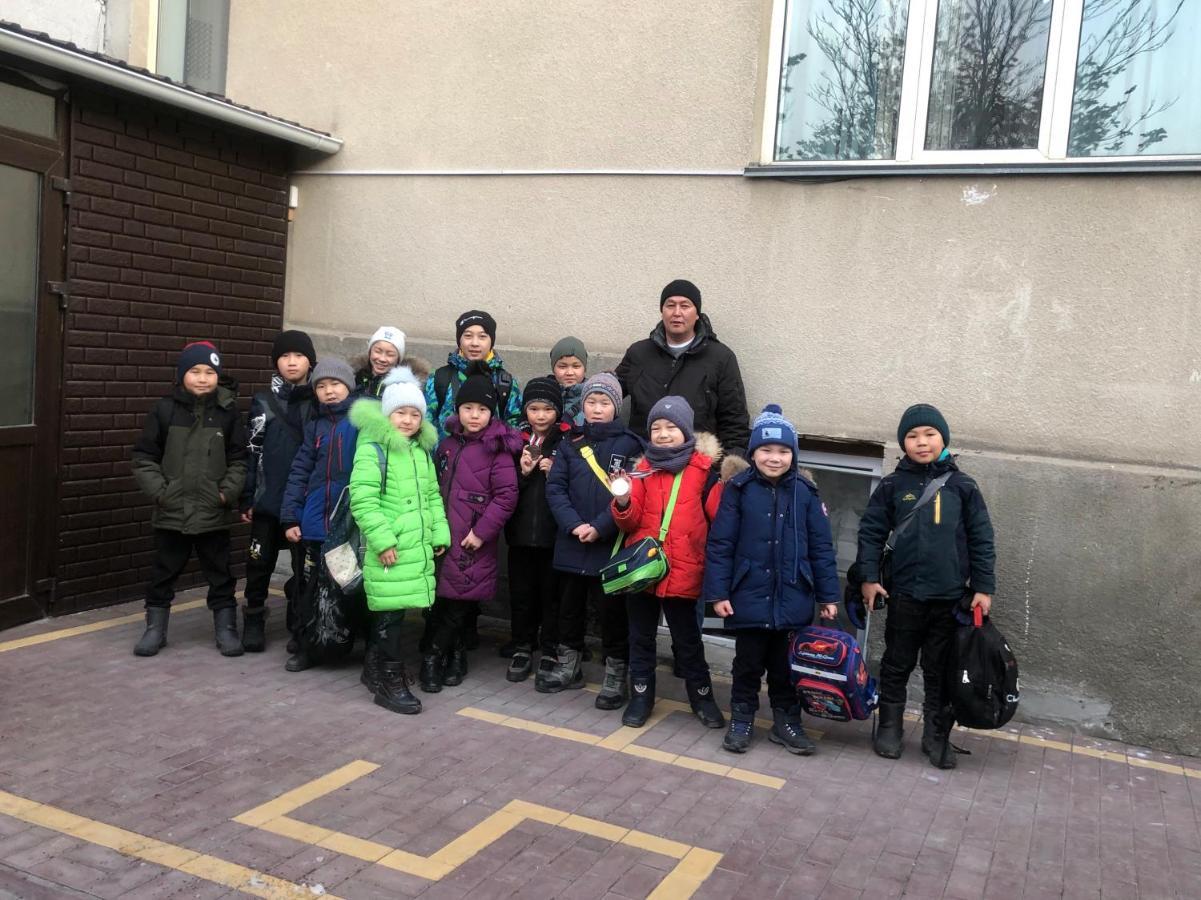 Sweet Home Hostel Бішкек Екстер'єр фото