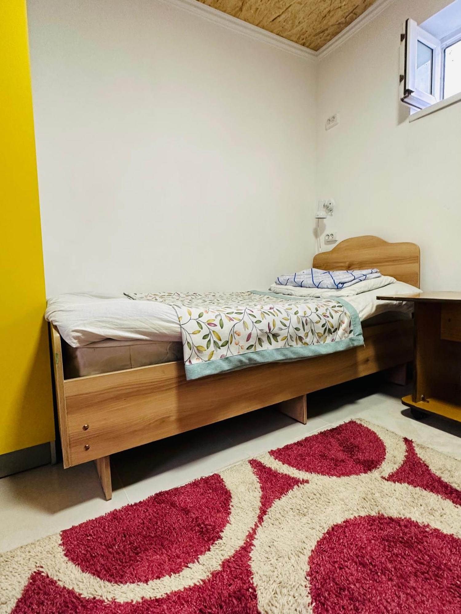 Sweet Home Hostel Бішкек Екстер'єр фото