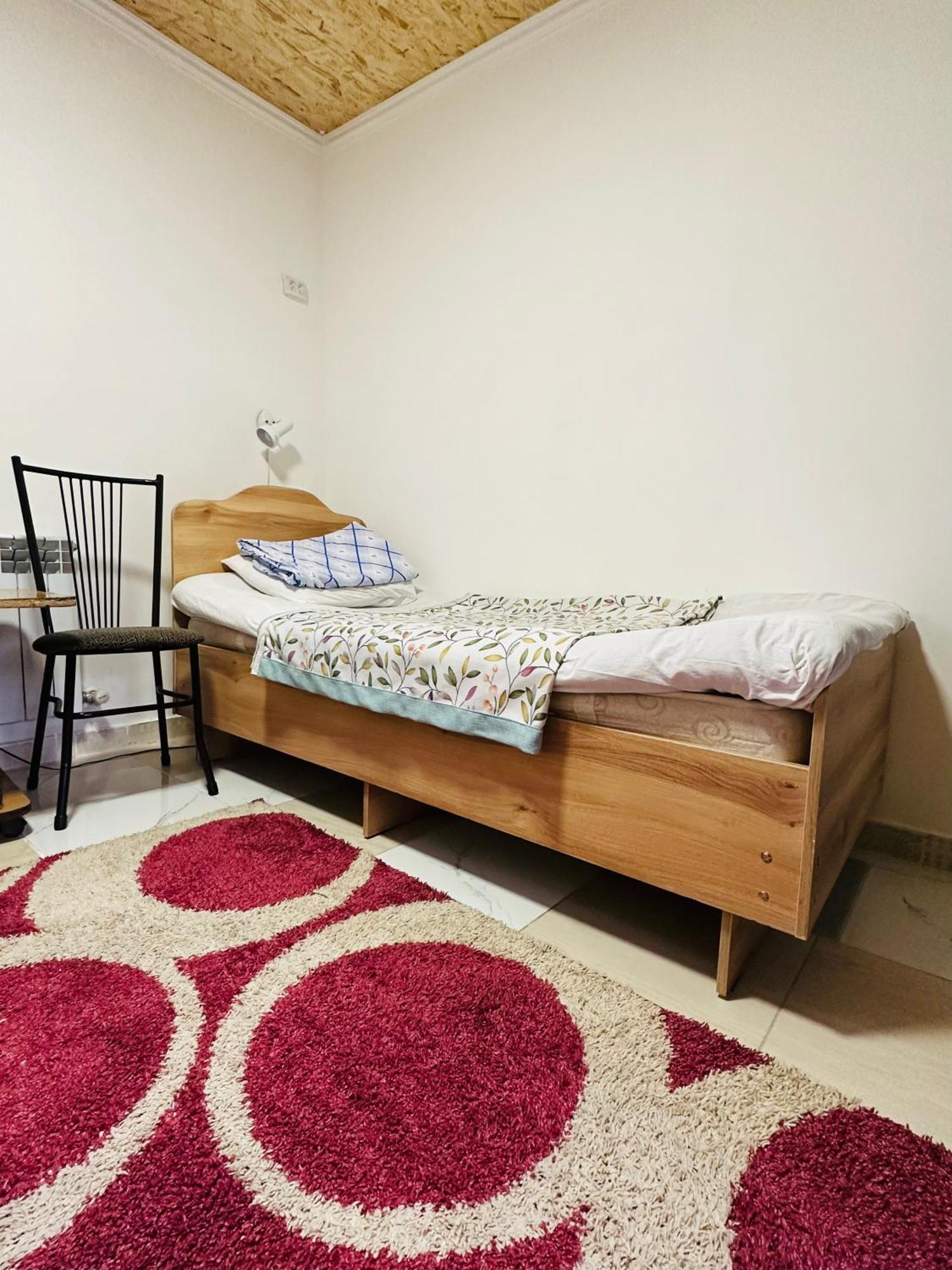 Sweet Home Hostel Бішкек Екстер'єр фото