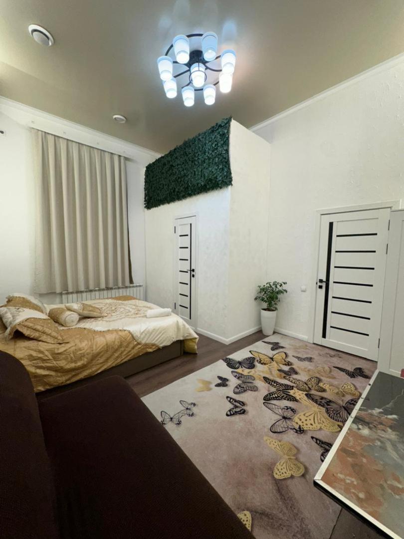 Sweet Home Hostel Бішкек Екстер'єр фото
